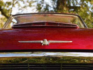 Ford Thunderbird 6.4 V8 224kW