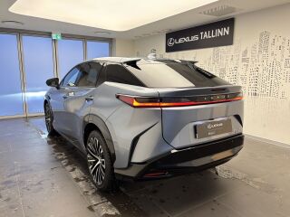 Lexus RZ 450e Luxury + Dimmable Panormaic Roof 132kW
