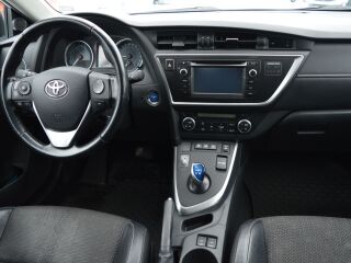 Toyota Auris Hybrid Touring Sports 1.8 73kW
