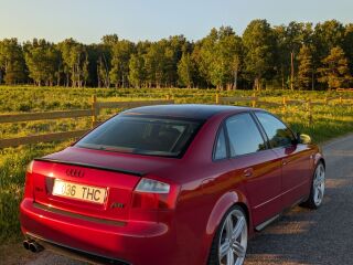 Audi S4 4.2 V8 253кВ