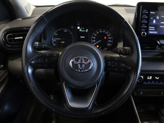 Toyota Yaris Active Plus 1.5 68кВ