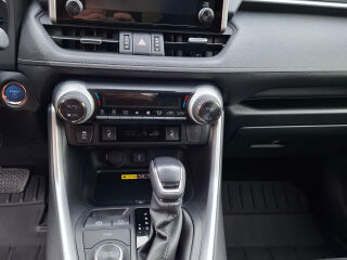 Toyota RAV4 Luxury Plus AWD 2.5 131kW