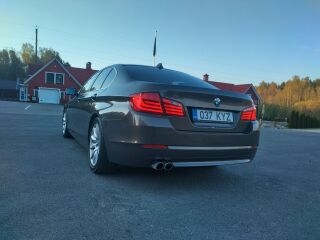 BMW 530 530XD Individual 3.0 190кВ