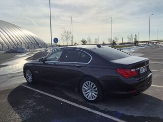 BMW 740 3.0 225кВ