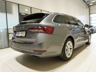 Skoda Octavia ELEGANCE COMBI 1.5 TSI 110кВ