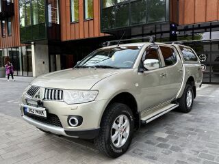 Mitsubishi L200 4x4 2.5 100kW