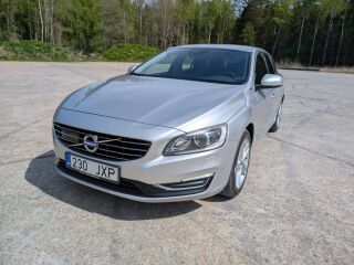 Volvo V60 2.4 158kW