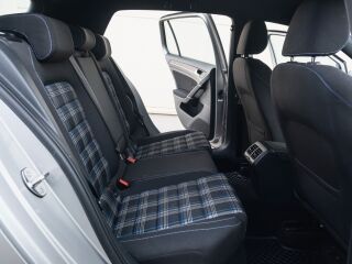 Volkswagen Golf GTE PHEV 1.4 R4 TSI 110kW