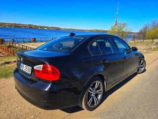 BMW 320 125kW