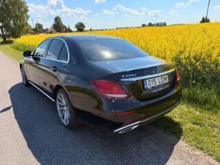 Mercedes-Benz E 220 2.0 143kW