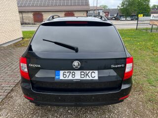 Skoda Superb Facelift 1.8 TSI Turbo 118kW