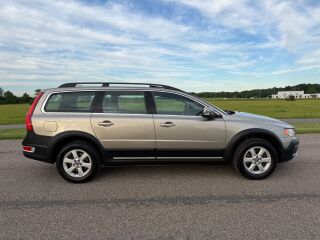 Volvo XC70 Summum 2.0 R5 D3 120кВ