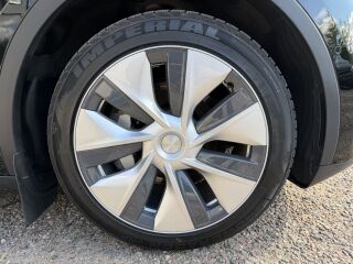 Tesla Model Y LONG RANGE DUAL MOTOR 4WD 378KW 153kW