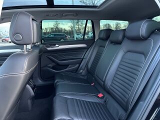 Volkswagen Passat R-LINE 2.0 147kW