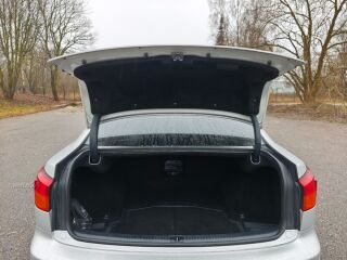 Lexus IS 250 2.5 153kW