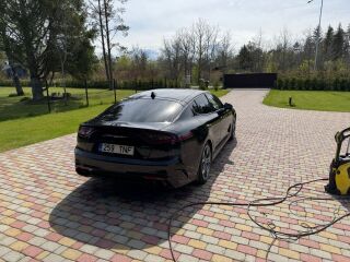Kia Stinger GT2 3.3 V6 272kW