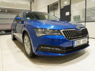 Skoda Superb AMBITION COMBI 4X4 2.0 TDI 147kW