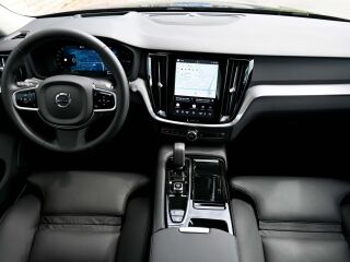 Volvo V60 AWD H&K ULTIMATE BRIGHT XENIUM INTELLI PRO 2.0 T6 Plug-in LONG RANGE 293kW