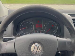 Volkswagen Golf 1.6 75kW