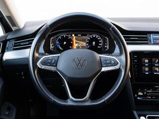 Volkswagen Passat 2.0 147kW