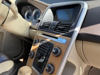Volvo XC60 2.4 158kW
