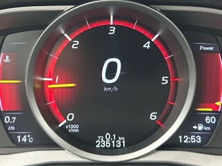 Volvo V70 Momentum Black Edition 2.0 D3 110kW