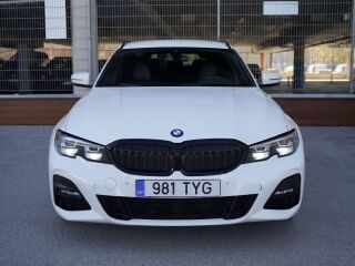 BMW 330 e M-Sport xDrive H/K 2.0 215kW