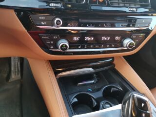 BMW 530 xDrive M Sportpakett 3.0 195kW 3.0 195кВ