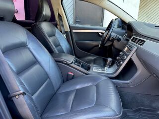 Volvo XC70 Ocean Race AWD 2.4 D5 136kW