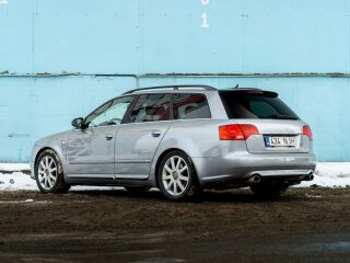 Audi A4 S line 3.2 V6 188kW