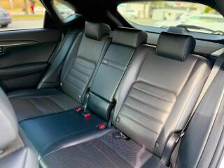 Lexus NX 300h 2.5 114кВ