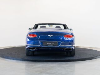 Bentley Continental GTC W12 Mulliner 6.0 485kW