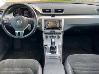 Volkswagen Passat Highline R-Line 1.4 TSI 118кВ