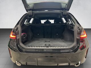 BMW 330 i xDrive Touring M-Sportpakett LCI 2.0 R4 190kW