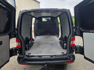 Volkswagen Transporter 2.0 TDI Long 132kW