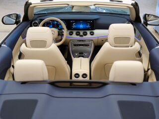 Mercedes-Benz E 200 AMG 4matic Cabrio 2.0 145кВ