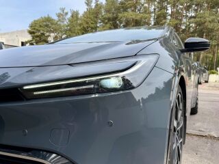 Toyota Prius Luxury PHEV 2.0 111kW