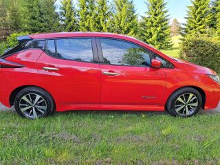 Nissan LEAF 90кВ
