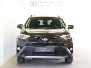 Toyota RAV4 Luxury 114кВ