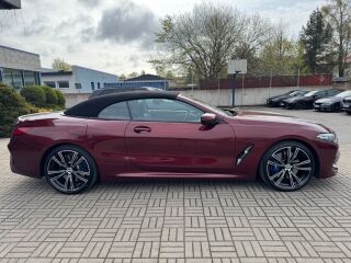 BMW 840 i xDrive M-Sportpakett Cabrio 3.0 250kW