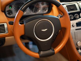 Aston Martin DB9 5.9 336kW