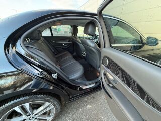 Mercedes-Benz E 220 2.0 143kW