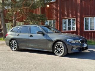 BMW 330 xDrive Sport Line Plug-in Hybrid 2.0 215kW