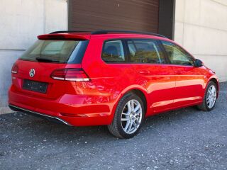 Volkswagen Golf 1.0 85kW