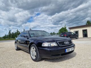 Audi A8 QUATTRO 4X4 3.7 V8 169kW