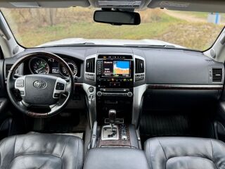 Toyota Land Cruiser V8 Excutive 4.5 V8 200kW