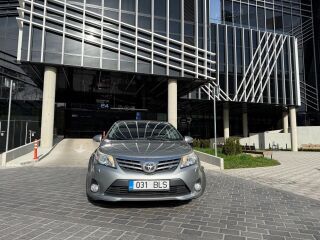 Toyota Avensis Linea Sol 1.8 108kW