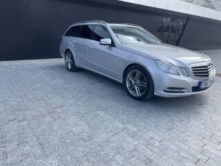 Mercedes-Benz E 220 2.1 R4 125kW