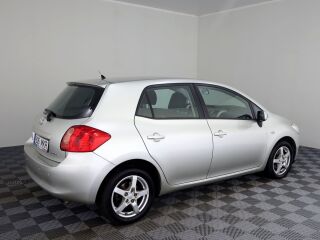 Toyota Auris Linea Sol ATM 1.6 91кВ
