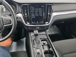 Volvo V60 Business Plus Ice White 2.0 D4 140кВ